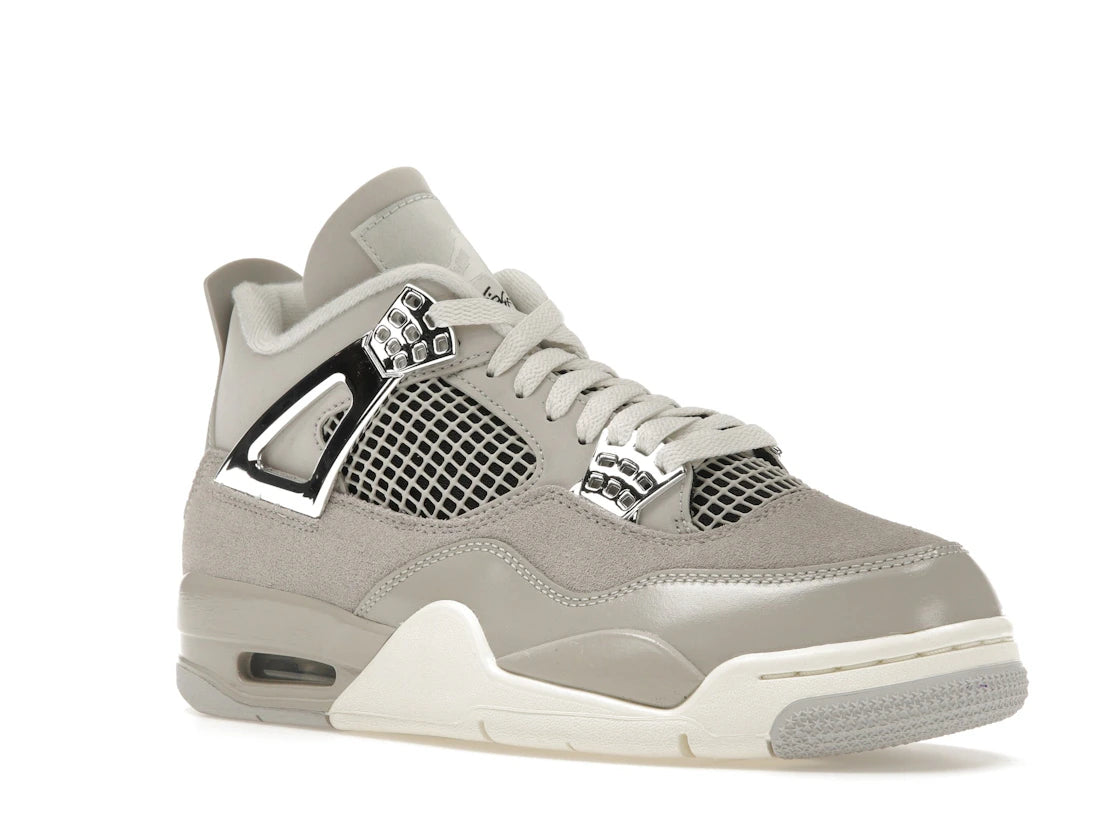 Jordan 4 Retro Frozen Moments